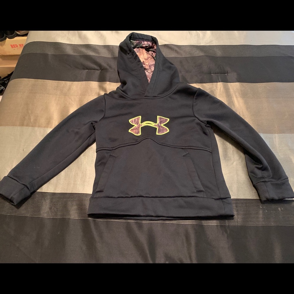UA hoodie